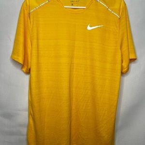 Nike DriFit Tee